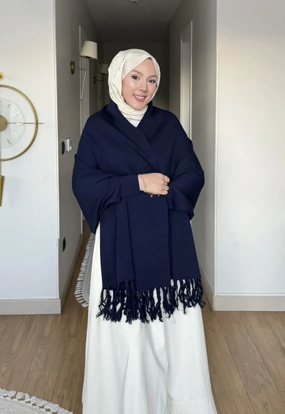 Poncho Femme Élégant en Maille Tricotée à Franges